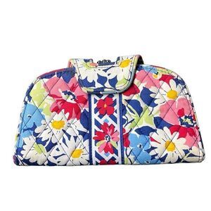 Vera Bradley Women’s Multicolor Summer Cottage Pattern Kiss Lock Wallet